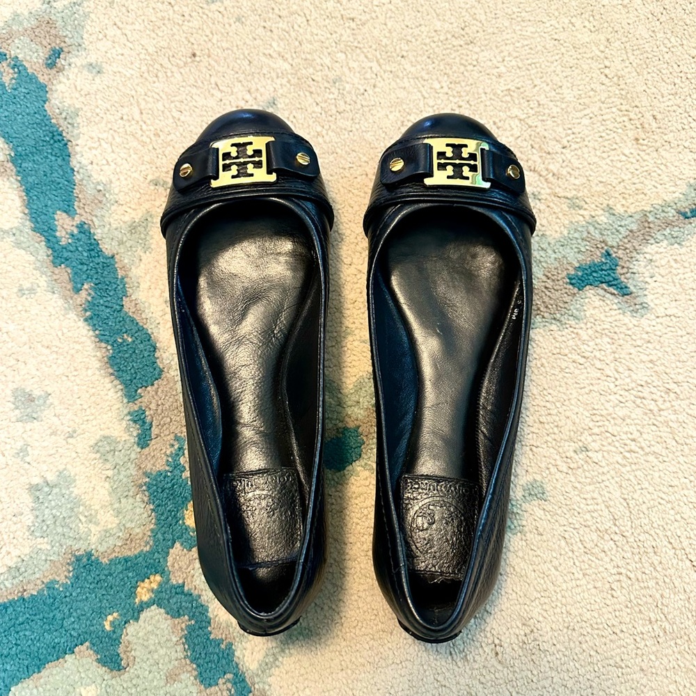 ⭐️Tory Burch Size 6 Tumbled Leather Ballet Flats Black